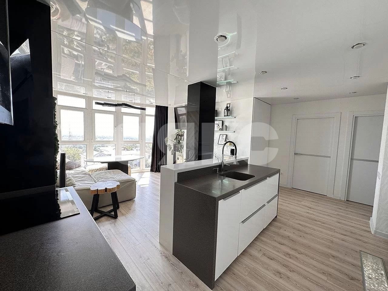 Фото №10: 4-комнатная квартира 105 м² - Ростов-на-Дону, Нахичевань, ул. 23-я Линия, 6А