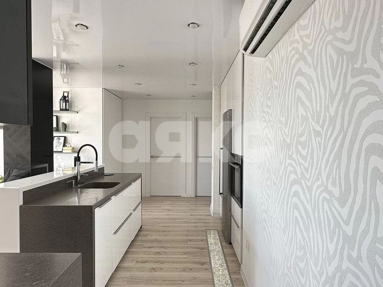 Фото №29: 4-комнатная квартира 105 м² - Ростов-на-Дону, Нахичевань, ул. 23-я Линия, 6А