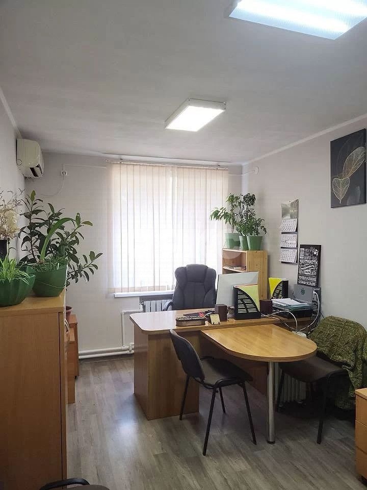 Фото №8: Коммерция 278 м² - Ростов-на-Дону, Западный, ул. Малиновского, 5