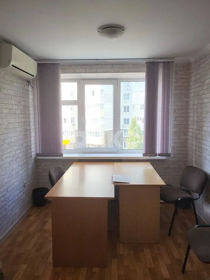 Фото №11: Коммерция 278 м² - Ростов-на-Дону, Западный, ул. Малиновского, 5