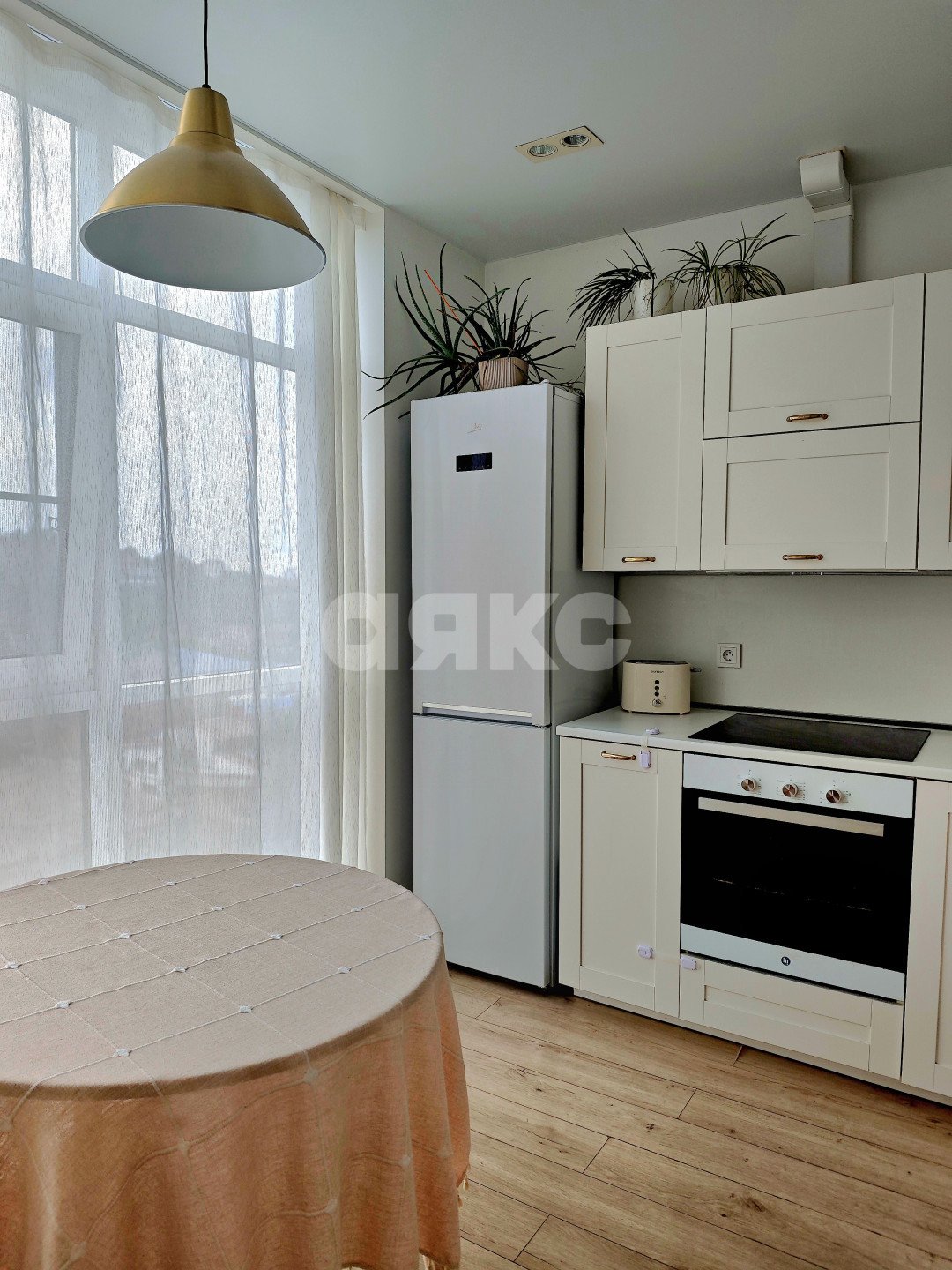 Фото №2: 3-комнатная квартира 54 м² - Сочи, жилой комплекс Адлер, ул. Гастелло, 27Б