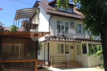 Фото №1: Дом 322 м² - Сочи, мкр. Чкаловский, ул. Ленина, 219/11