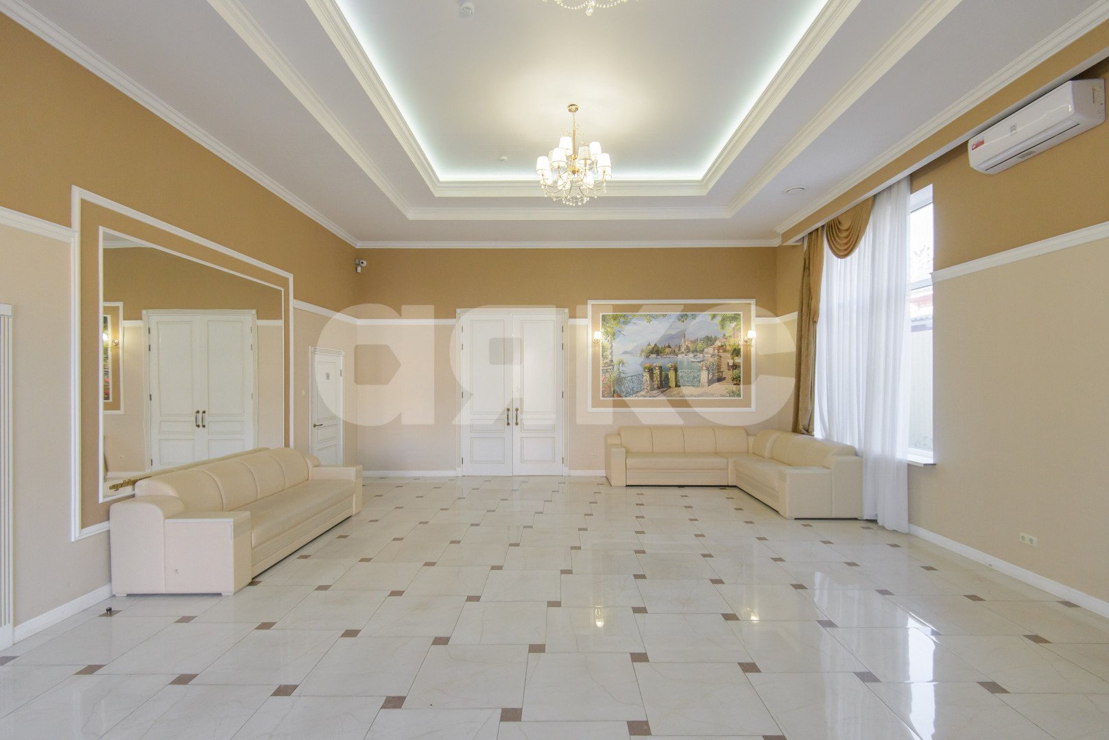 Фото №6: Коммерция 1040 м² - Чалтырь, ул. Красноармейская, 114А