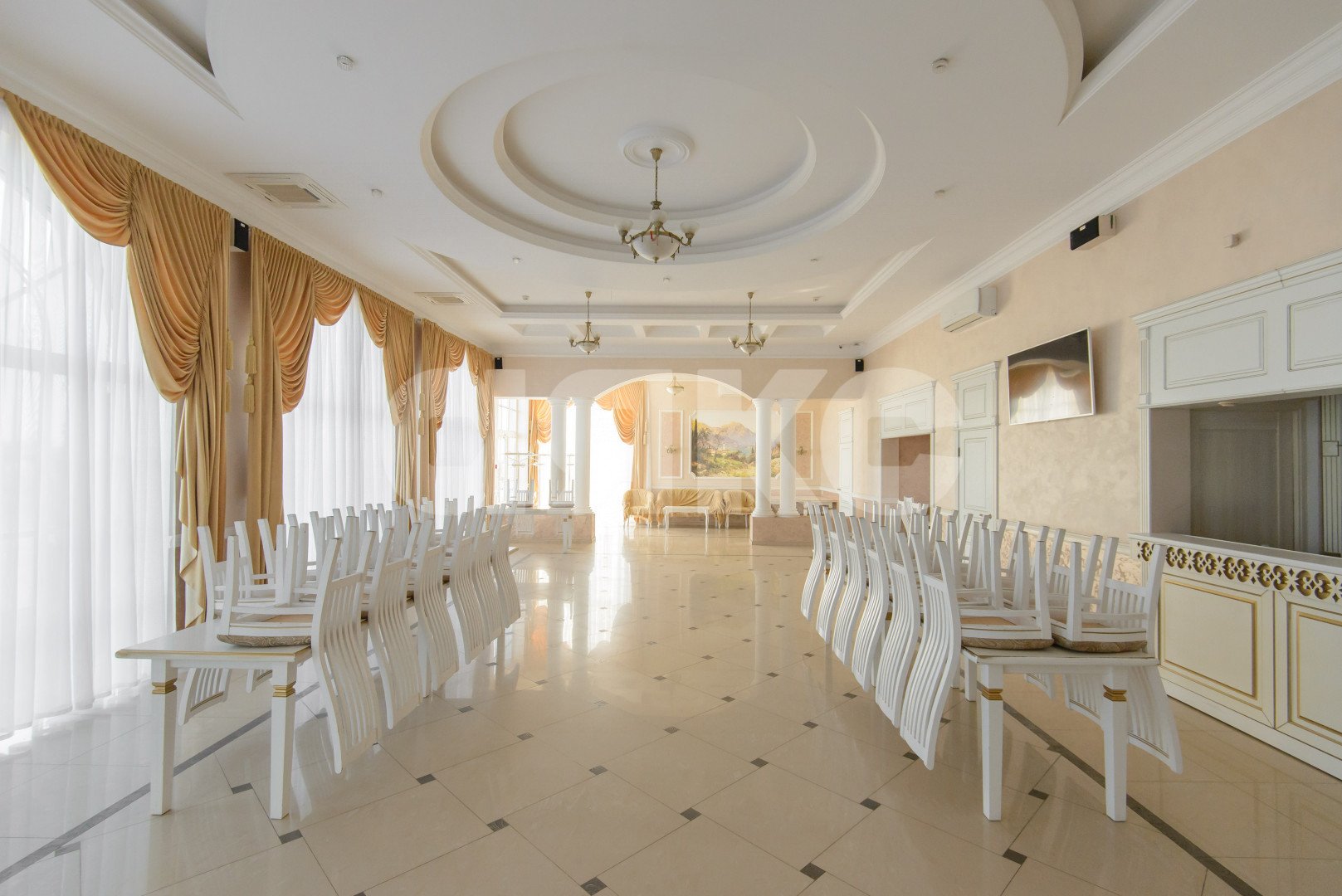 Фото №32: Коммерция 1040 м² - Чалтырь, ул. Красноармейская, 114А