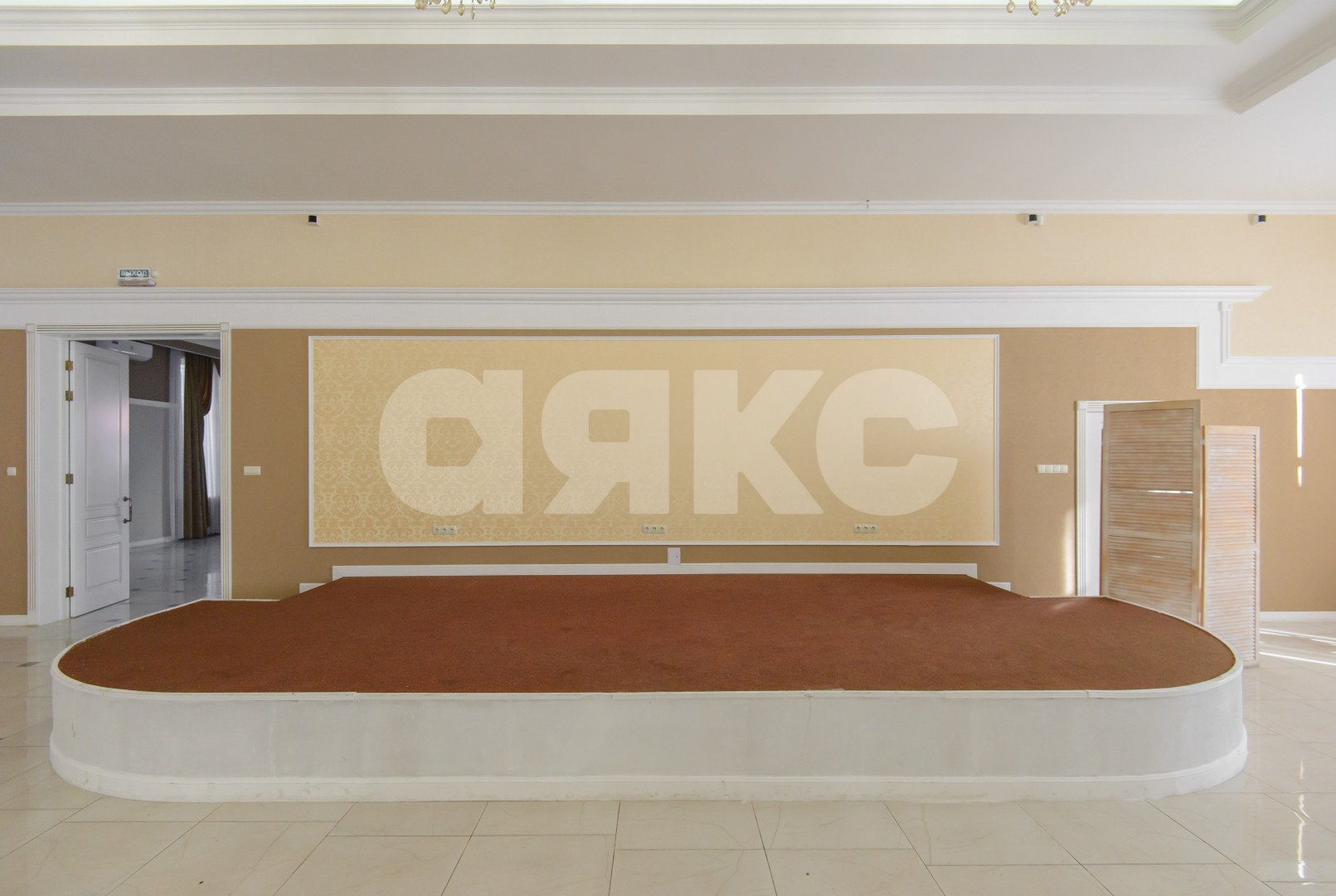 Фото №15: Коммерция 1040 м² - Чалтырь, ул. Красноармейская, 114А
