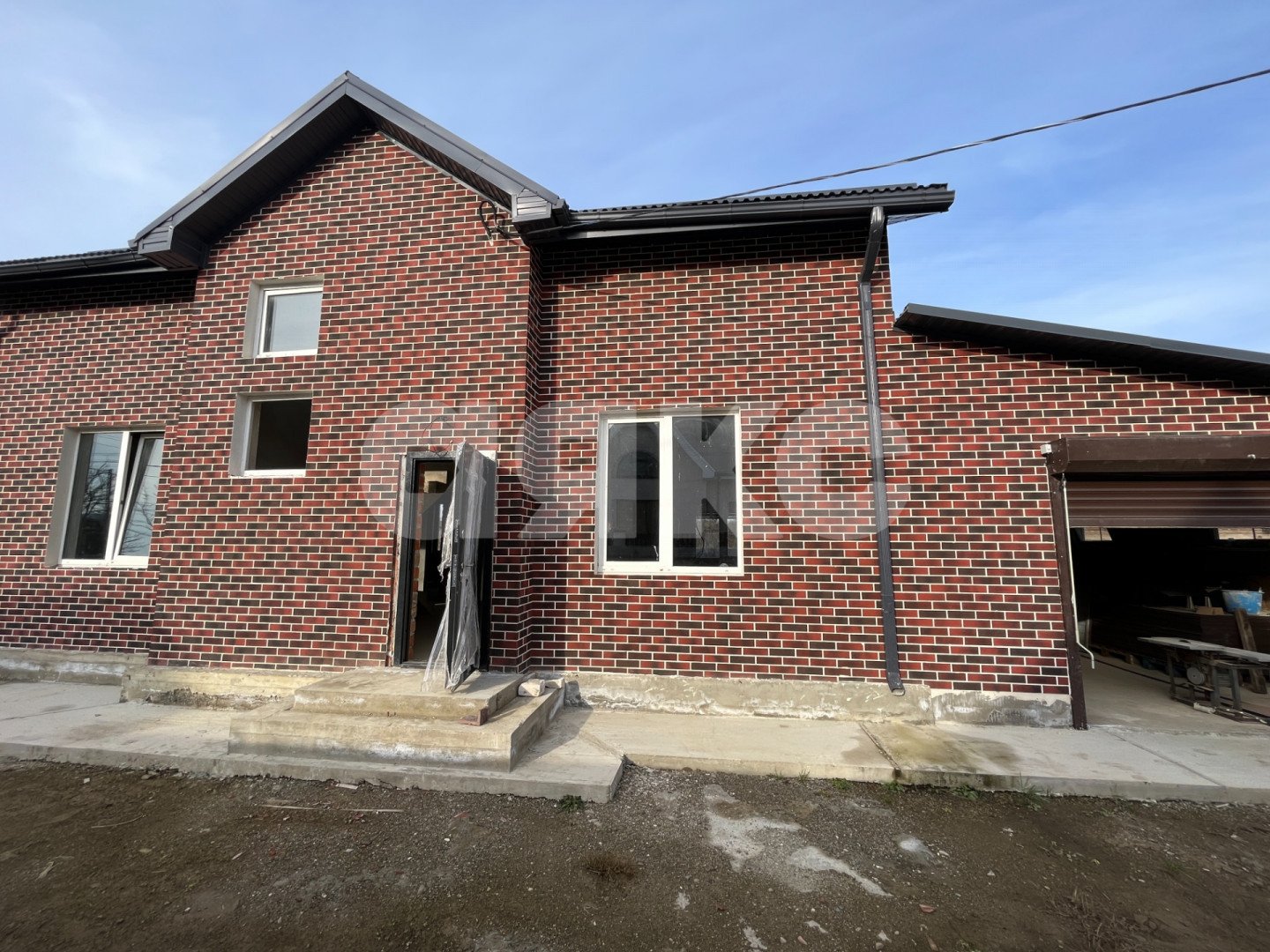Фото №4: Дом 216 м² + 8 сот. - Горячий Ключ, Городская Больница, ул. Монтажная