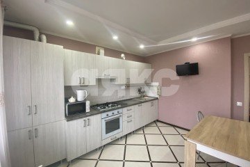 Фото №2: 2-комнатная квартира 72 м² - Горячий Ключ, мкр. Администрация, ул. Озёрная, 10