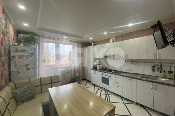 Фото №1: 2-комнатная квартира 72 м² - Горячий Ключ, мкр. Администрация, ул. Озёрная, 10