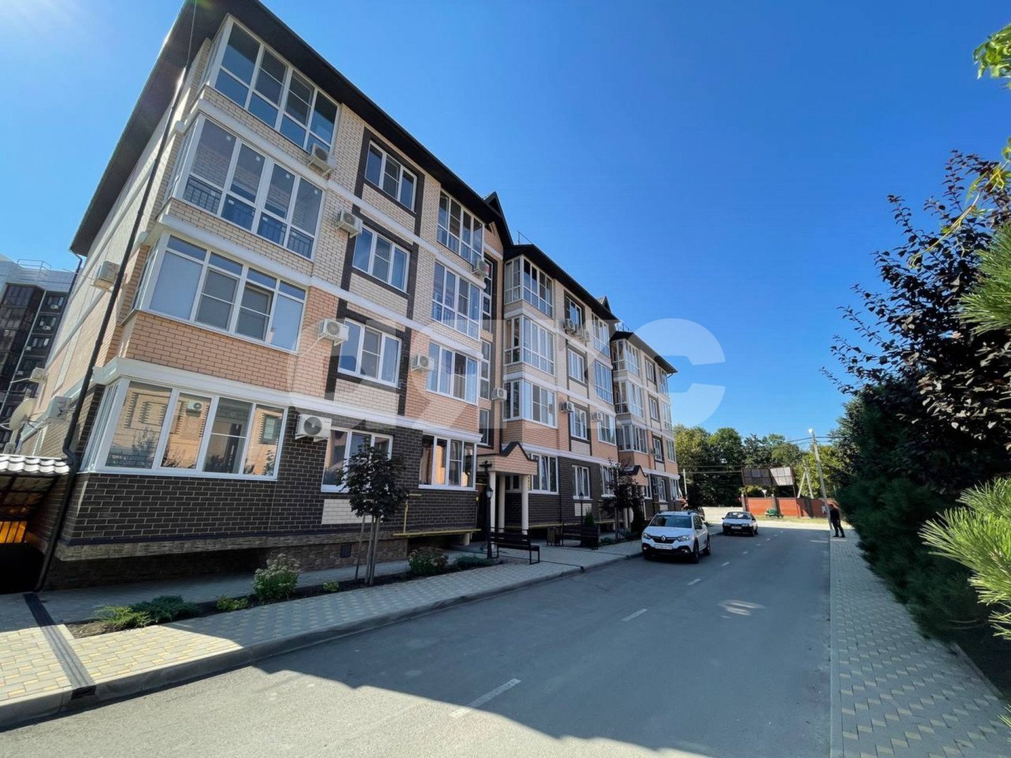 Фото №1: 2-комнатная квартира 63 м² - Горячий Ключ, коттеджный посёлок Царское, ул. Владимирская, 20