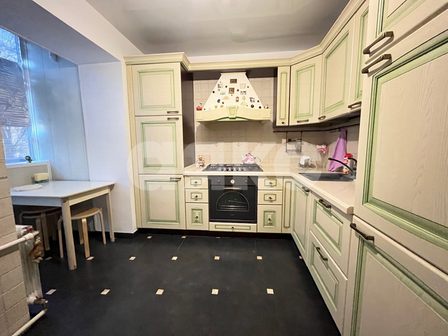 Фото №2: 3-комнатная квартира 68 м² - Горячий Ключ, Администрация, ул. Ленина, 211