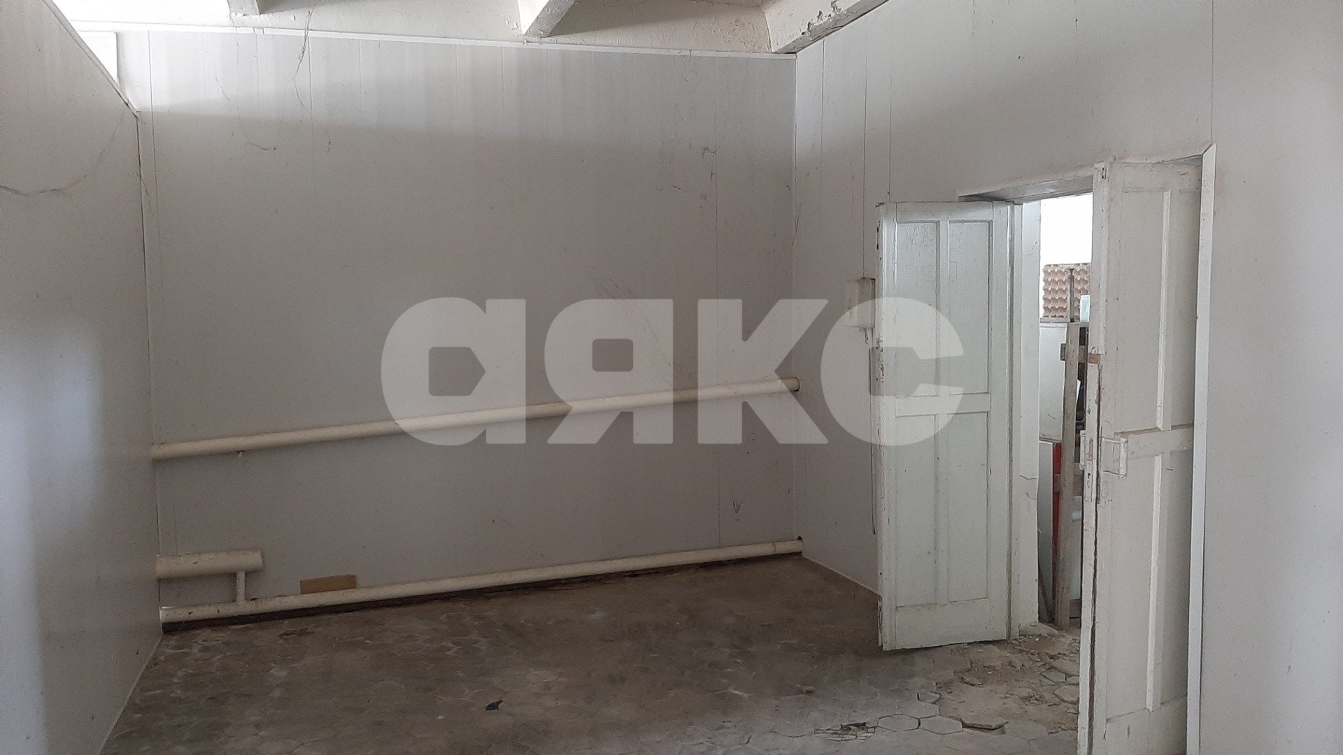 Фото №9: Торговое помещение 268 м² - Мартанская, ул. Красная