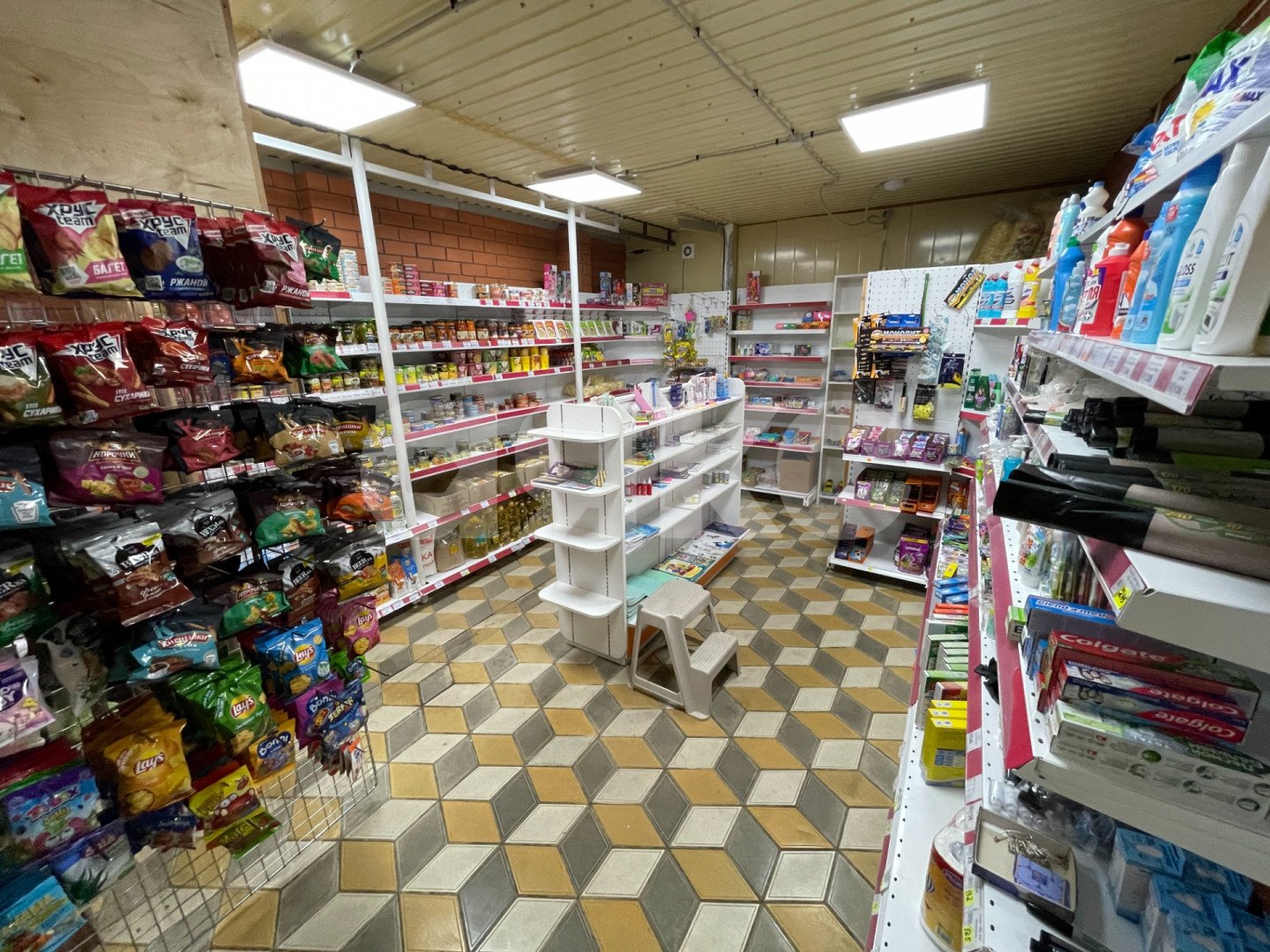 Фото №4: Торговое помещение 150 м² - Горячий Ключ, Развилка, б-р имени Поляничко, 10А