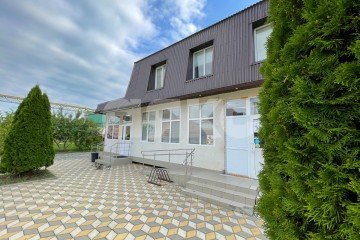 Фото №1: Торговое помещение 150 м² - Горячий Ключ, мкр. Развилка, б-р имени Поляничко, 10А