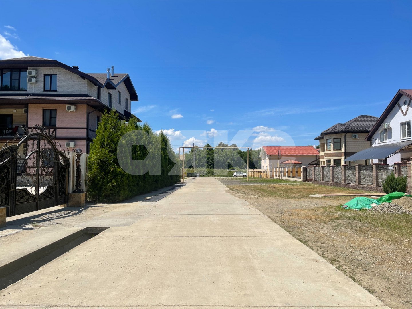 Фото №55: Дом 250 м² + 7 сот. - Горячий Ключ, жилой комплекс Дубрава, ул. Михаила Шалжияна