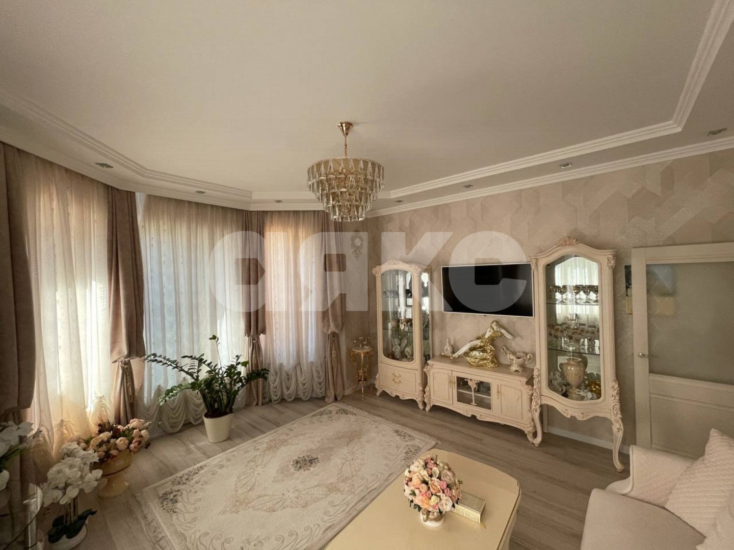 Фото №8: Дом 370 м² + 3.4 сот. - Горячий Ключ, Курортная Зона, ул. Ленина