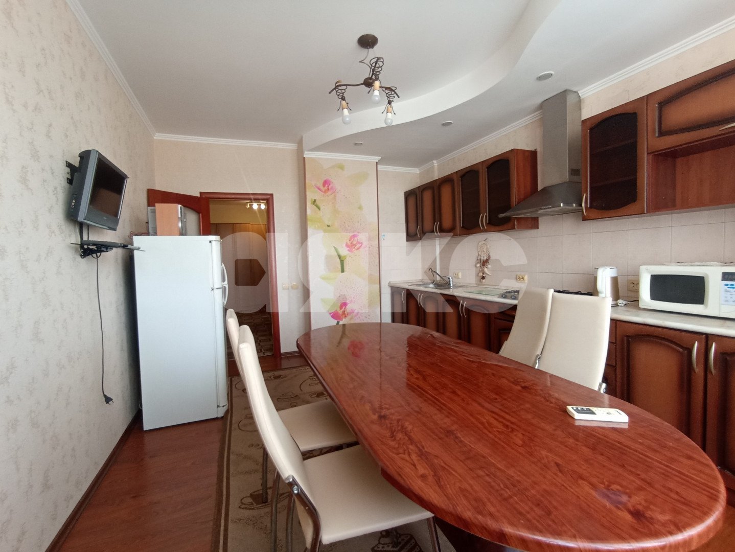 Фото №5: 2-комнатная квартира 75 м² - Горячий Ключ, Администрация, ул. Ленина, 194