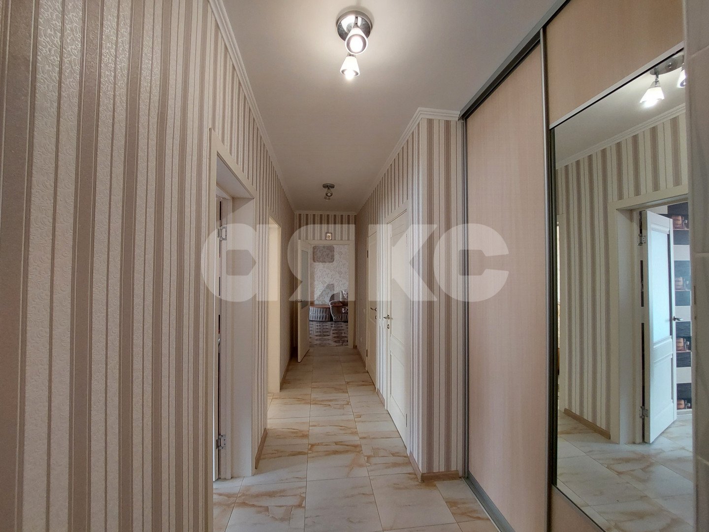 Фото №1: 2-комнатная квартира 64 м² - Горячий Ключ, Администрация, ул. Объездная, 2А