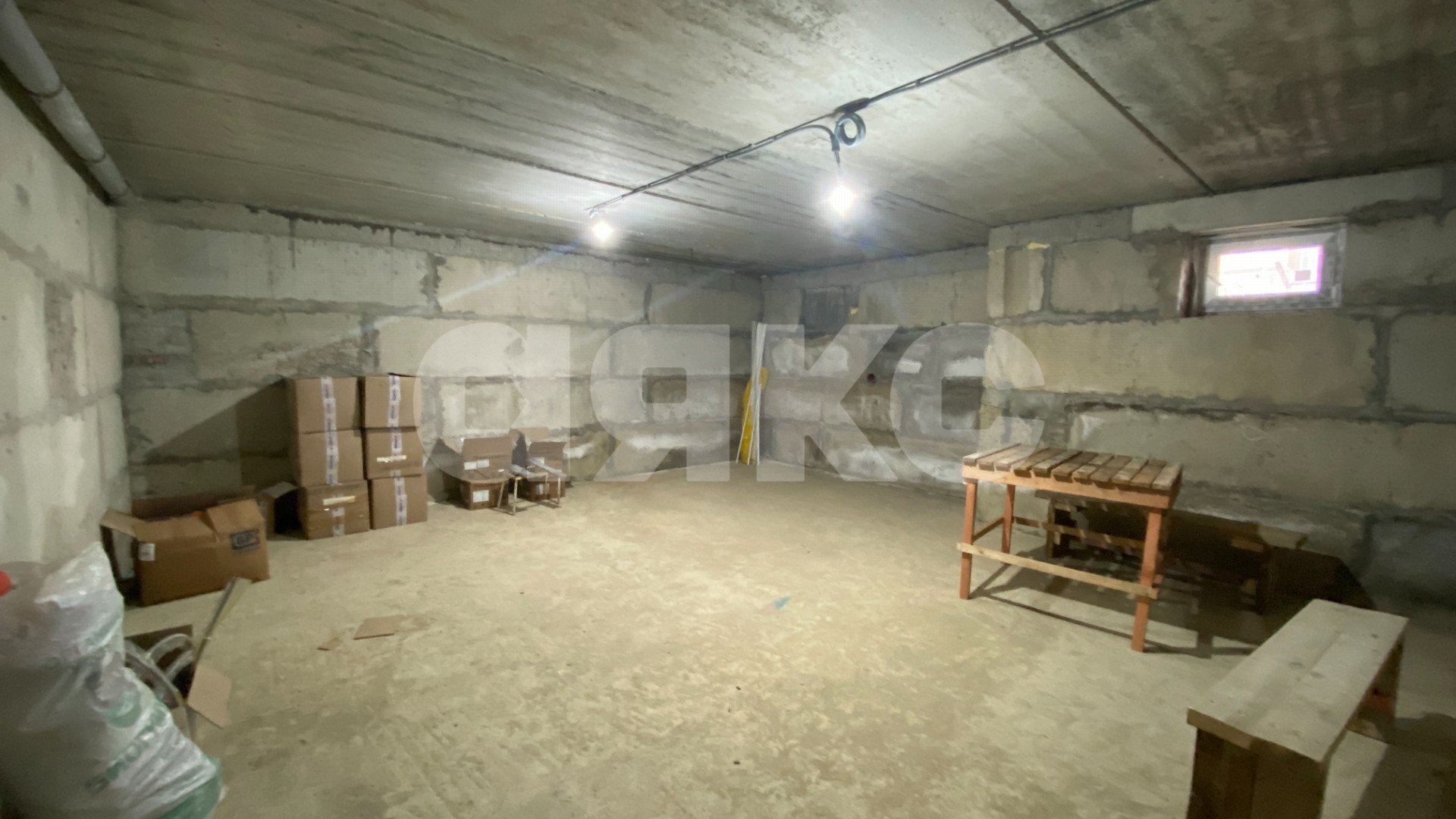 Фото №2: Торговое помещение 40 м² - Горячий Ключ, жилой комплекс Островский, ул. Ворошилова, 38К1