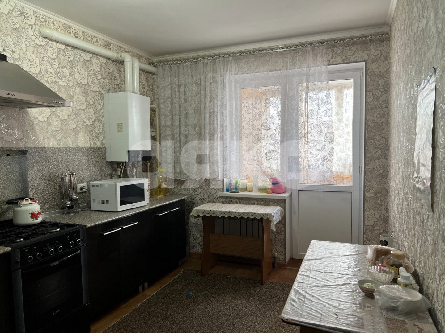 Фото №1: 2-комнатная квартира 59 м² - Горячий Ключ, Администрация, ул. Кириченко, 11А