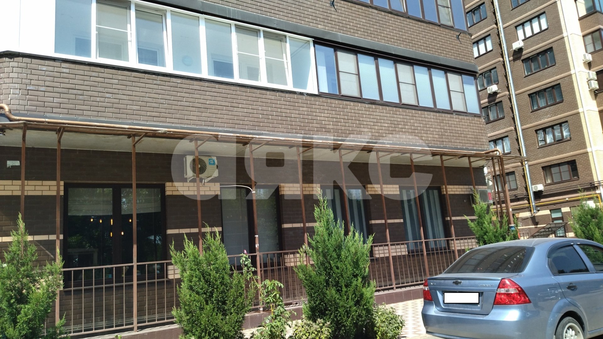 Фото №2: Коммерция 50 м² - Горячий Ключ, Курортная Зона, мкр. Курортная Зона, ул. Ленина, 184к1