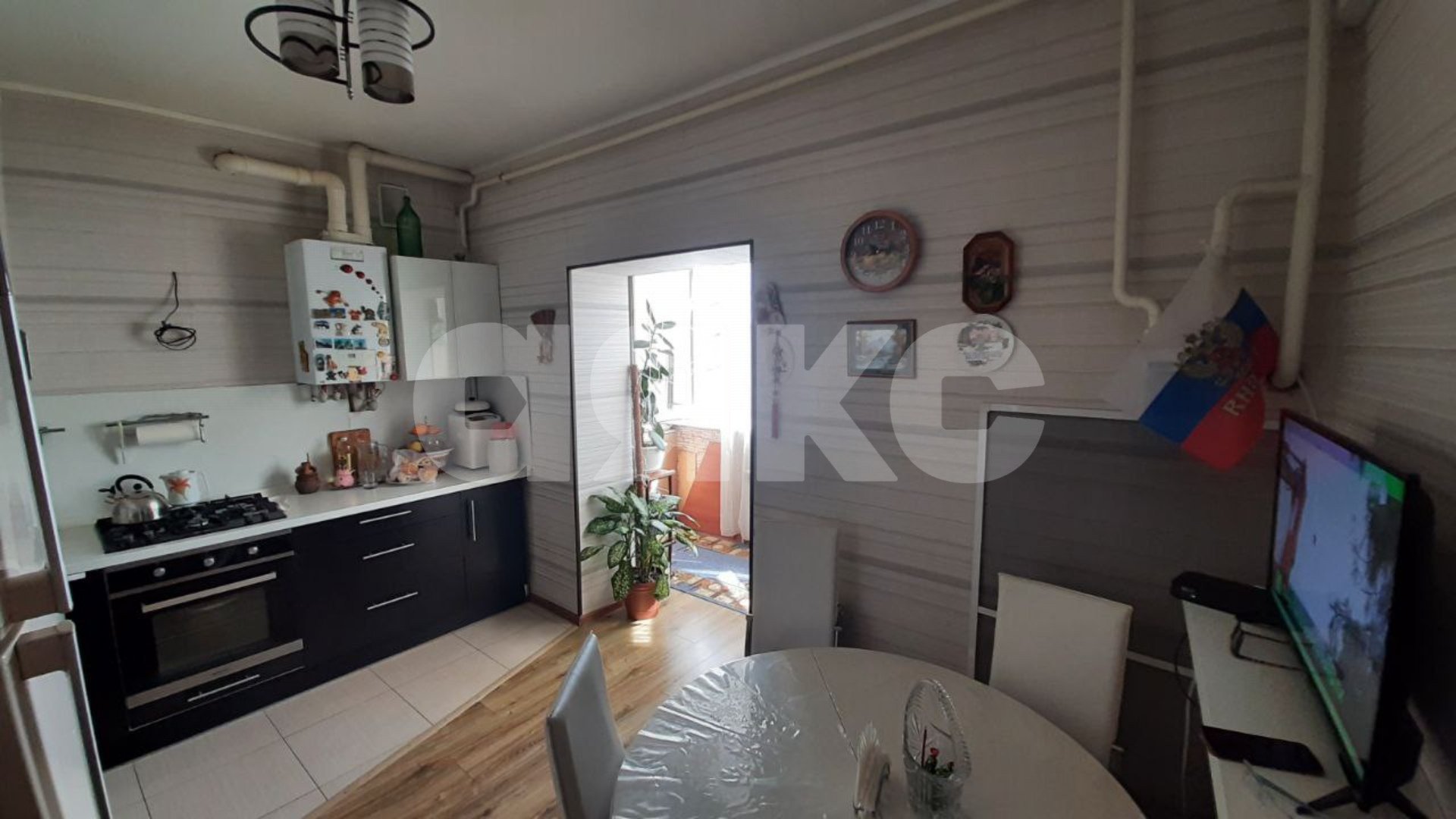 Фото №1: 2-комнатная квартира 69 м² - Горячий Ключ, Администрация, ул. Кириченко, 3Б