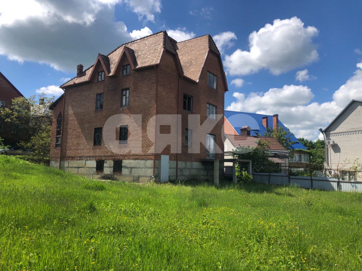 Фото №3: Дом 400 м² + 6 сот. - Горячий Ключ, Городская Больница, ул. Рубиновая