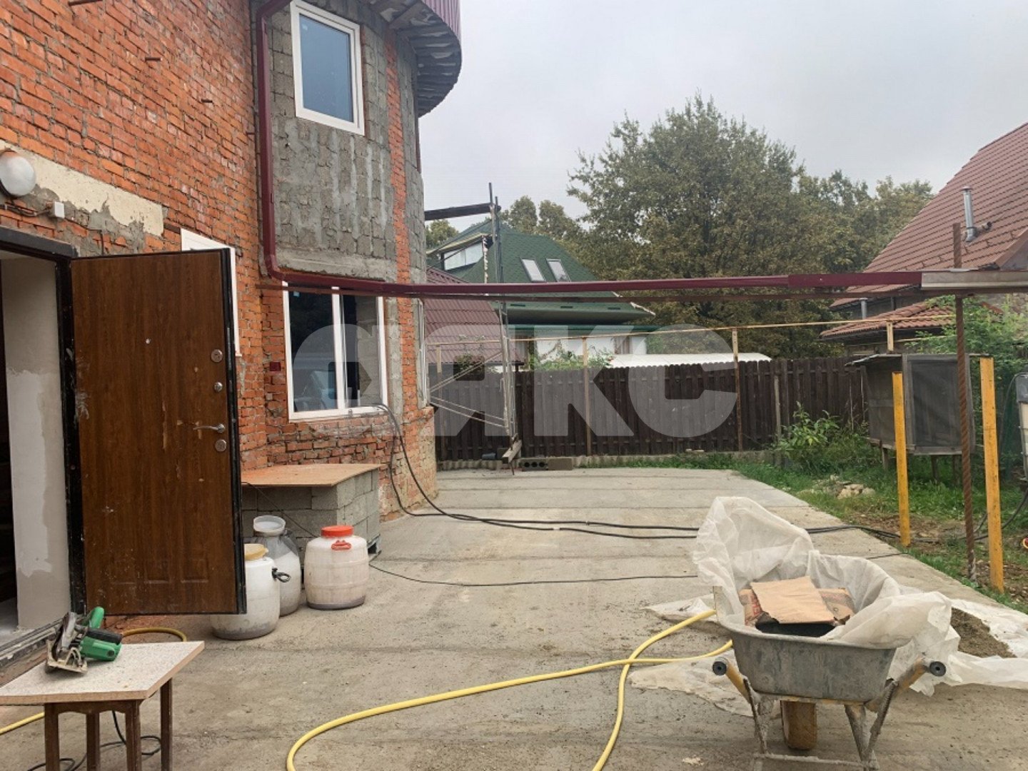 Фото №7: Дом 256 м² + 8 сот. - Горячий Ключ, Бирюсинка, мкр. Курортная Зона, ул. Ольховая