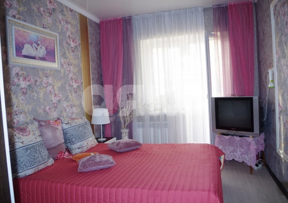 Фото №1: 2-комнатная квартира 61 м² - Горячий Ключ, Администрация, ул. Кириченко, 11А