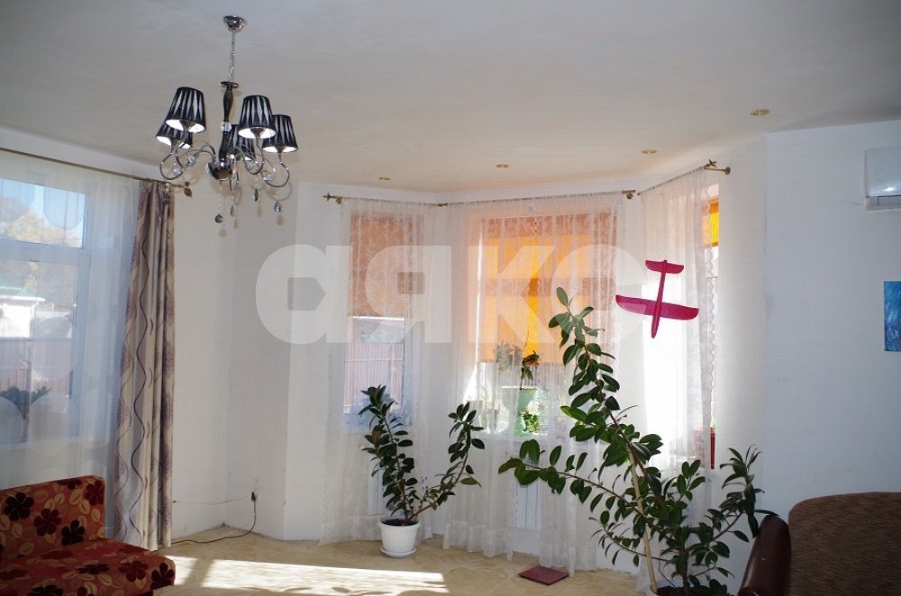 Фото №5: Дом 212 м² + 4.5 сот. - Горячий Ключ, Развилка, ул. Дружбы