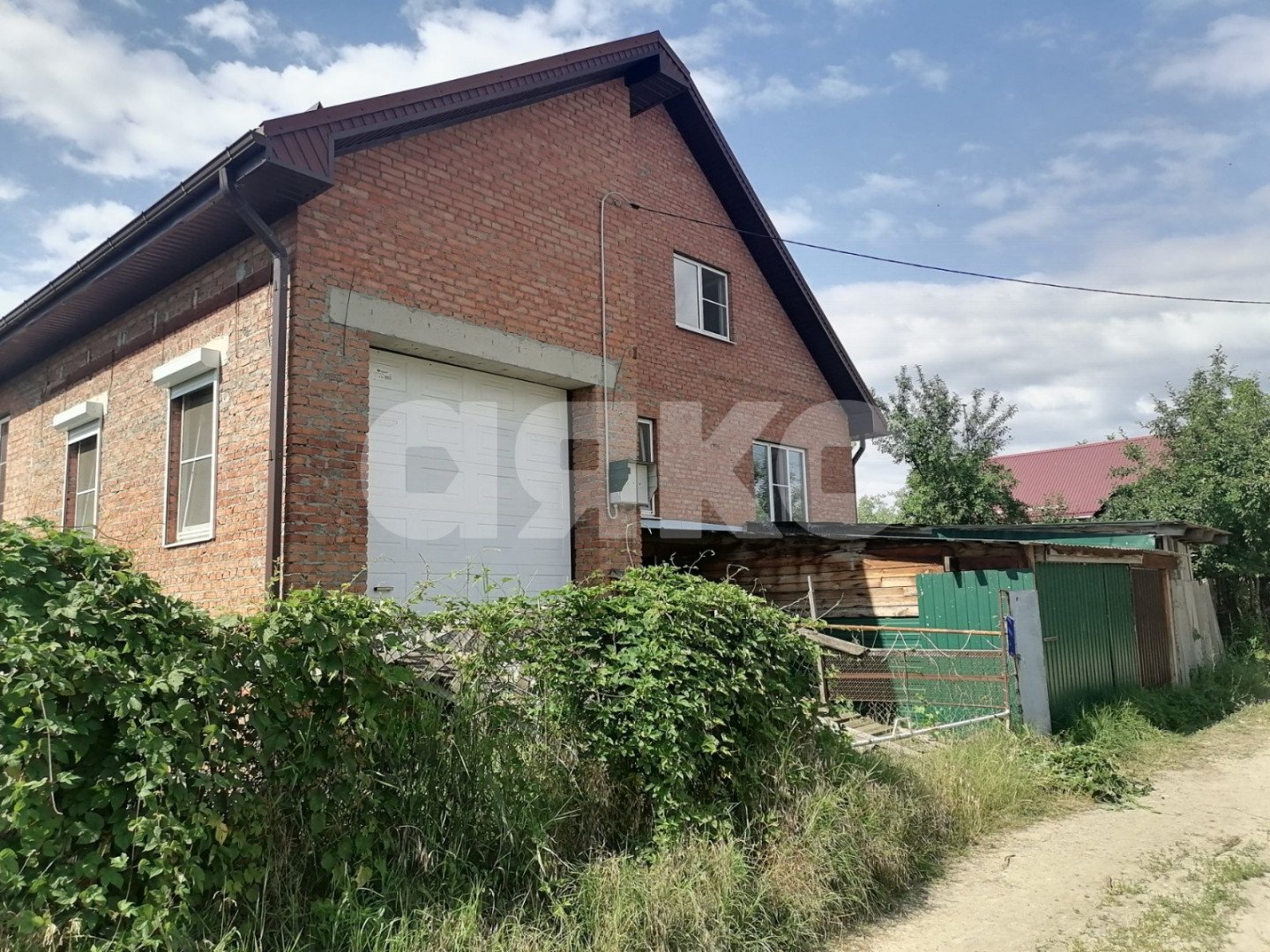 Фото №1: Дом 320 м² + 5 сот. - Горячий Ключ, Развилка, пер. Второй