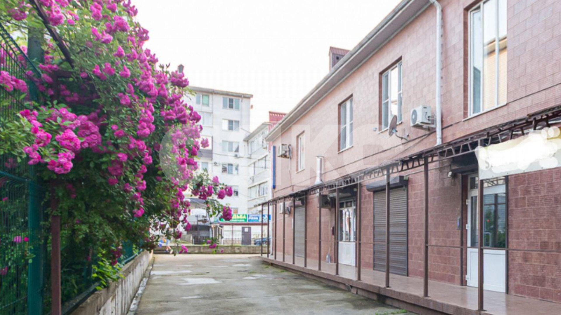 Фото №2: 1-комнатная квартира 60 м² - Горячий Ключ, Администрация, ул. Черняховского, 70