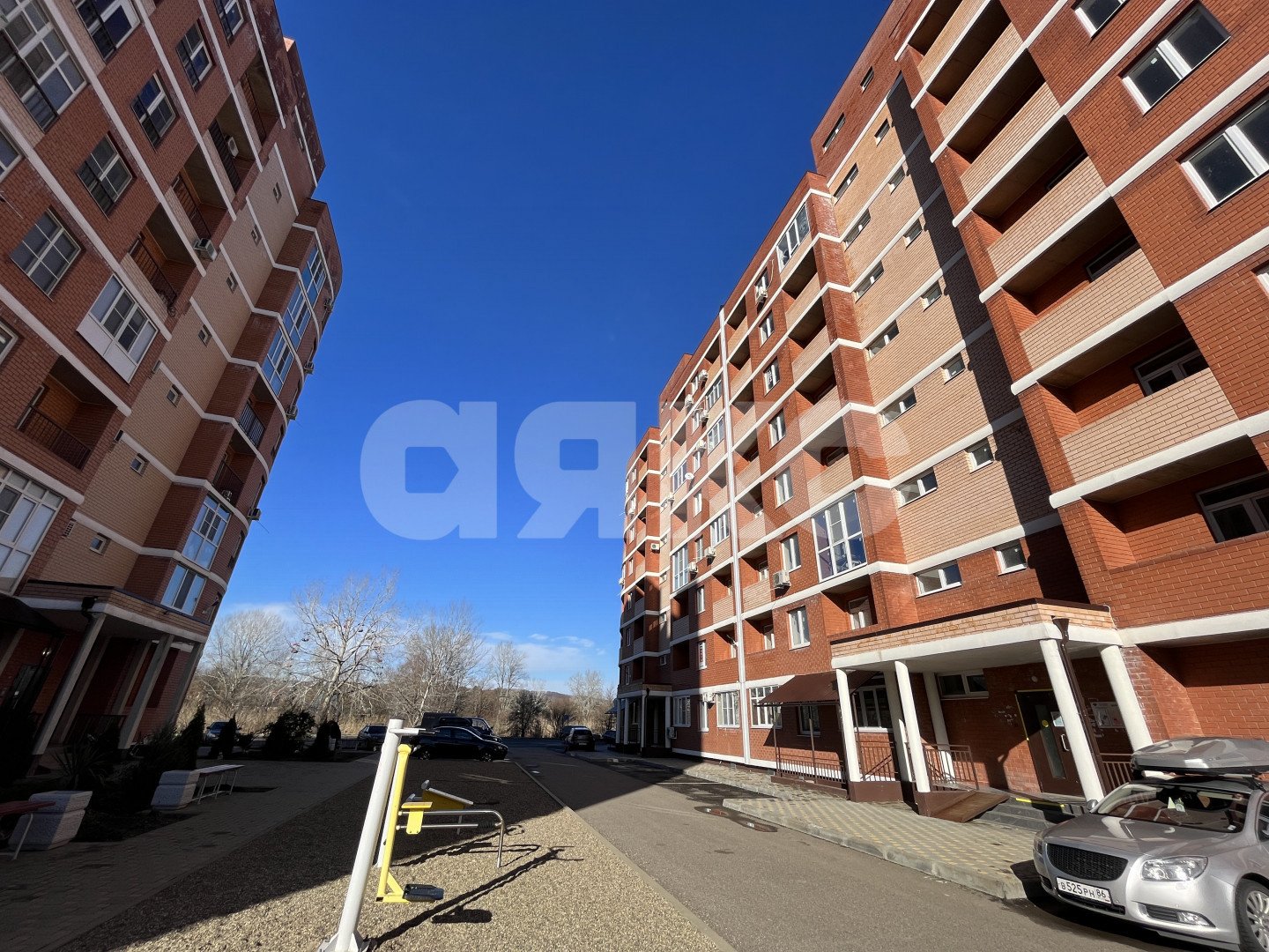 Фото №1: 1-комнатная квартира 41 м² - Горячий Ключ, Администрация, ул. Рябиновая, 2Вк1