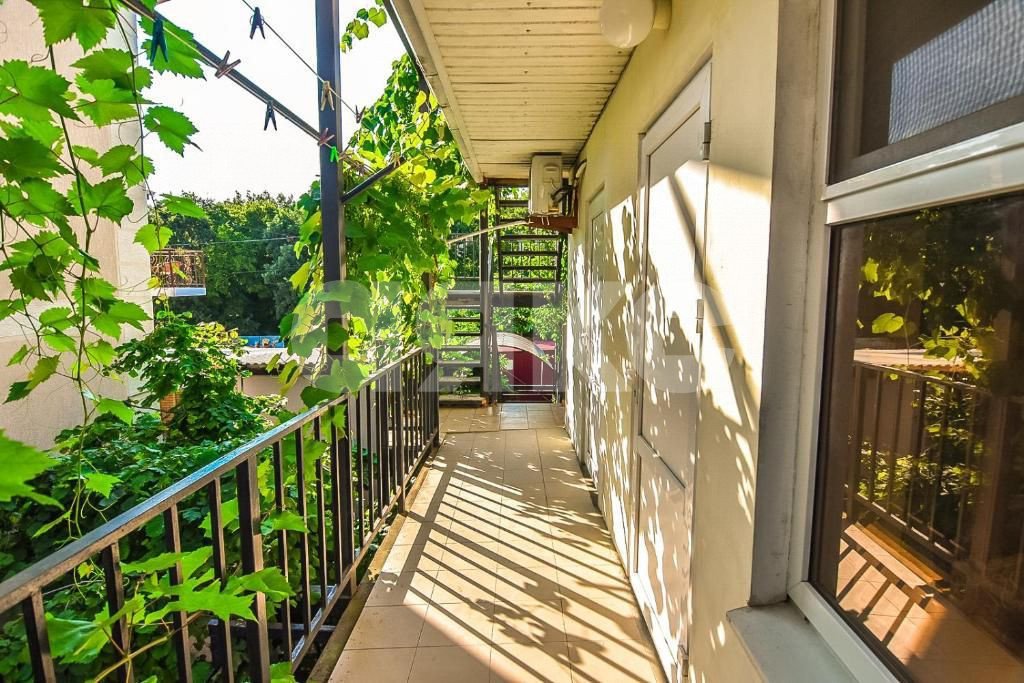 Фото №22: Дом 700 м² + 6 сот. - Геленджик, мкр. Голубая Бухта, ул. Кипарисовая, 9