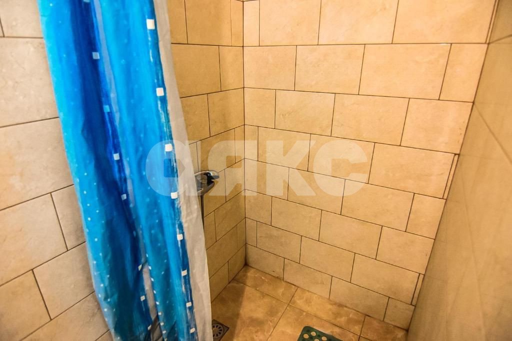 Фото №23: Дом 700 м² + 6 сот. - Геленджик, мкр. Голубая Бухта, ул. Кипарисовая, 9