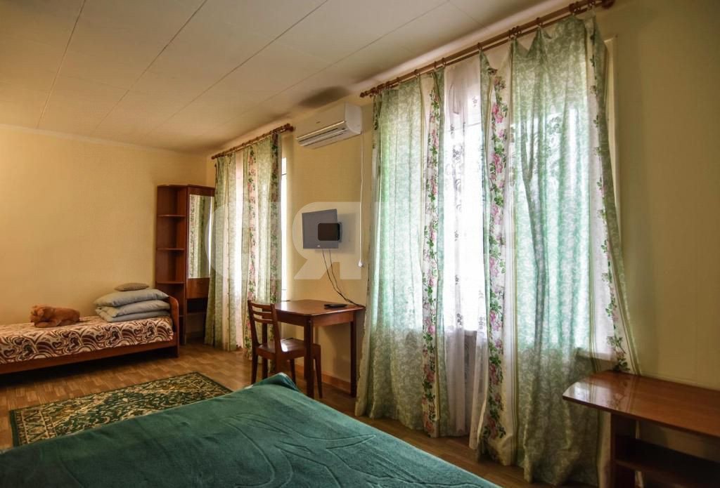 Фото №33: Дом 700 м² + 6 сот. - Геленджик, мкр. Голубая Бухта, ул. Кипарисовая, 9