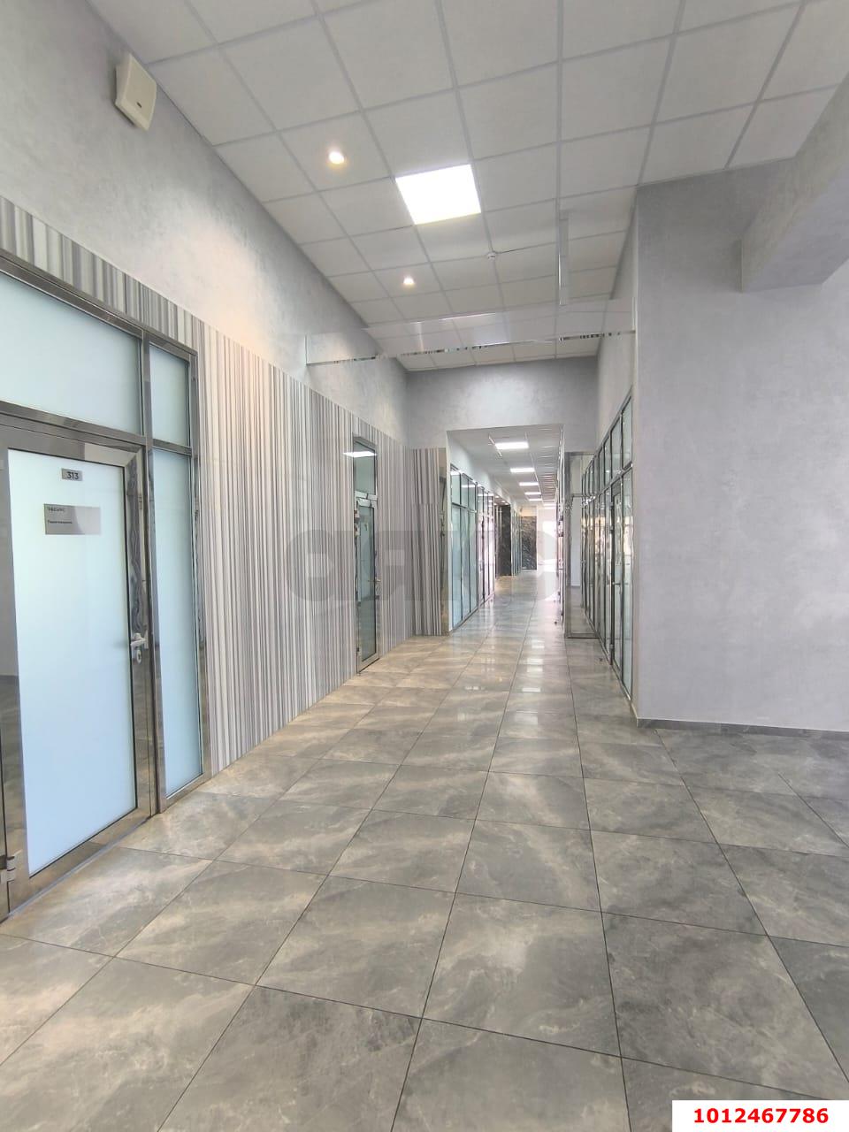 Фото №6: Офисное помещение <span class="whitespace-nowrap">26 м²</span>, <span class="whitespace-nowrap">3/3 эт.</span> - Краснодар, мкр. Западный внутригородской округ, ул. имени Дзержинского, 14