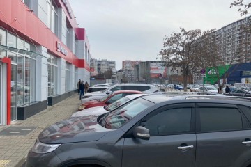 Фото №1: Отдельное здание 920 м² - Краснодар, мкр. Хлопчато-бумажный Комбинат, ул. Селезнёва, 27