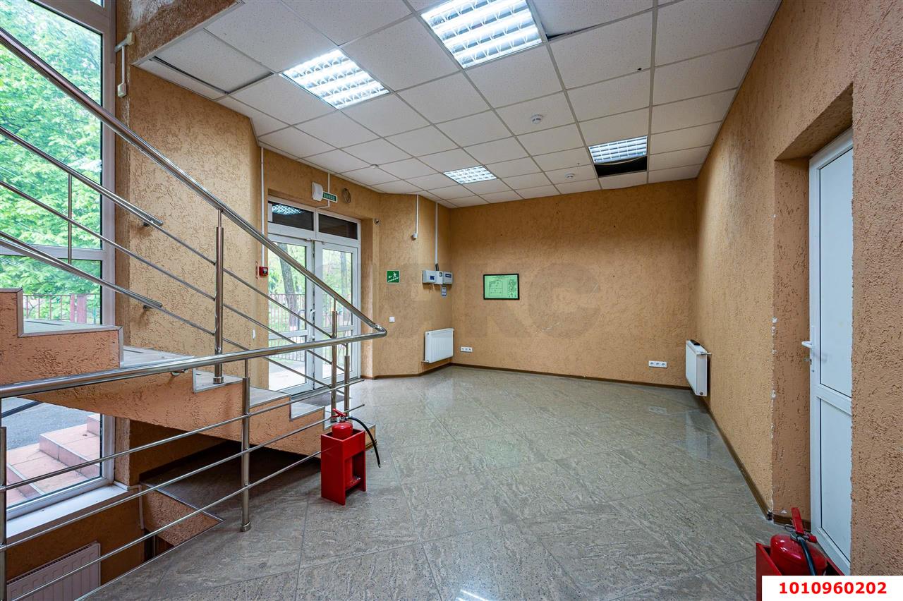 Фото №19: Отдельное здание 223 м² - Краснодар, Гидростроителей, ул. имени Дмитрия Благоева, 24