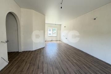 Фото №1: Дом <span class="whitespace-nowrap">100 м²</span> <span class="whitespace-nowrap">+ 8 сот.</span>, <span class="whitespace-nowrap">1 эт.</span> - Горячий Ключ, мкр. Развилка, ул. Ясная