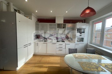 Фото №1: 2-комнатная квартира 61 м² - Горячий Ключ, мкр. Администрация, ул. Объездная, 2В