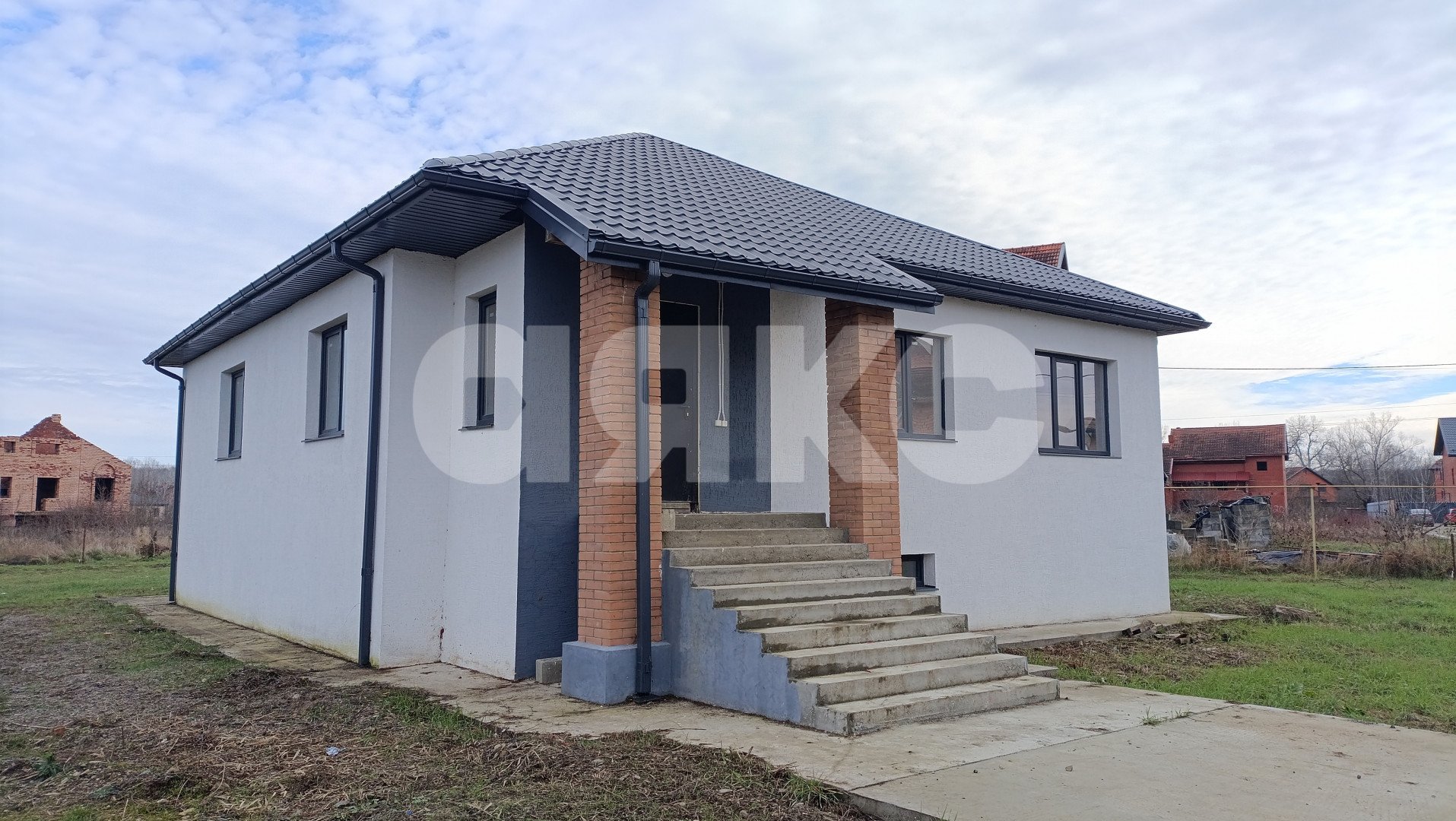 Фото №1: Дом 191 м² + 7.51 сот. - Саратовская, 4-й, ул. Грибная, 7