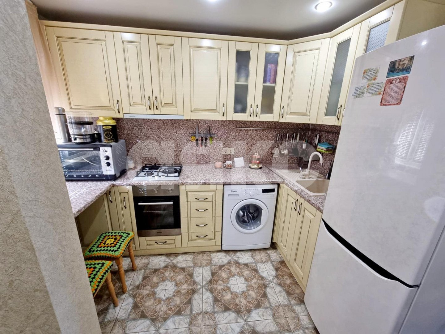 Фото №3: 1-комнатная квартира <span class="whitespace-nowrap">28 м²</span>, <span class="whitespace-nowrap">4/4 эт.</span> - Сочи, Центральный, мкр. Заречный, ул. Гагарина, 28