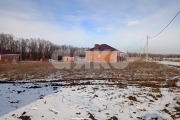 Фото №1: Земельный участок под ИЖС - Октябрьский, п. коттеджный  Семейный, ул. Красная