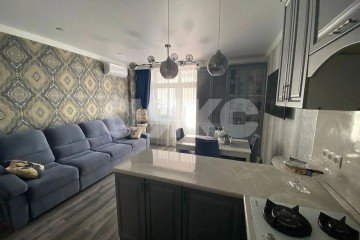 Фото №1: 2-комнатная квартира 73 м² - Ростов-на-Дону, мкр. Нахичевань, ул. Богданова, 81