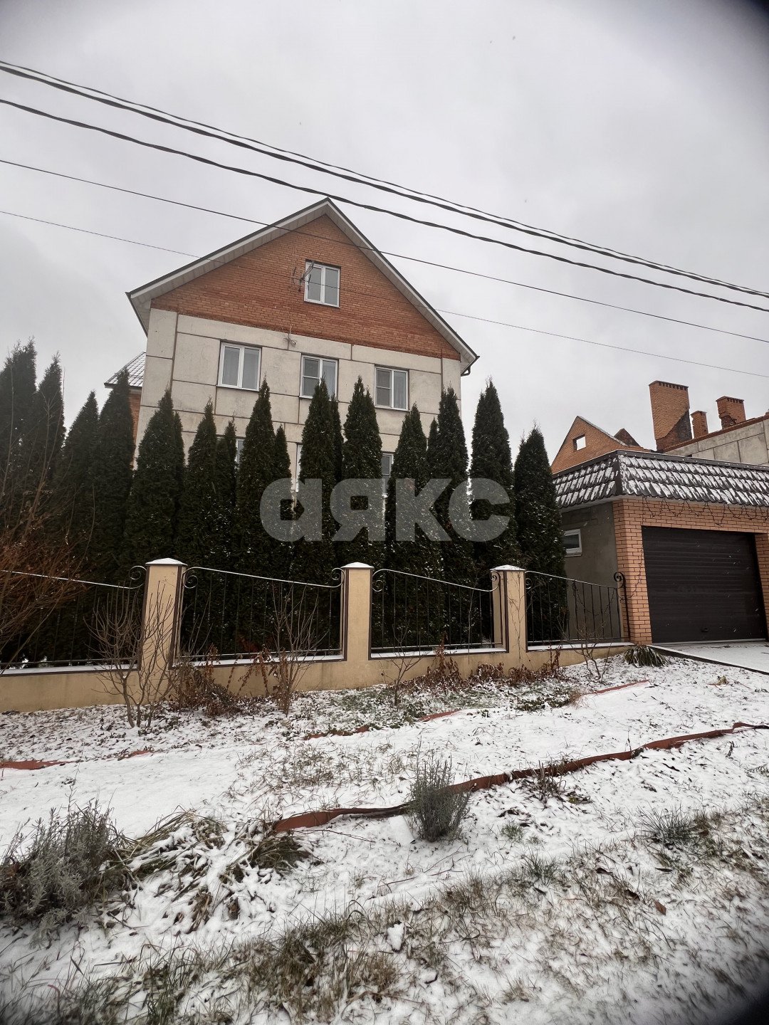 Фото №1: Дом 500 м² + 12 сот. - Ашитково, ул. Школьная, 145