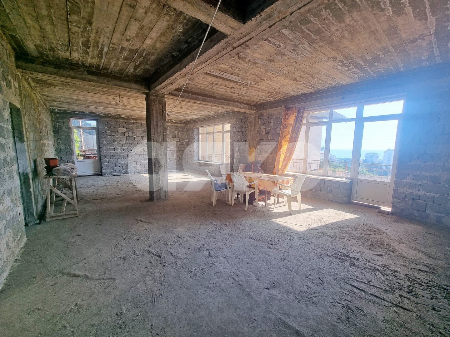 Фото №3: Дом 360 м² + 2.83 сот. - Сочи, Светлана, ул. Учительская