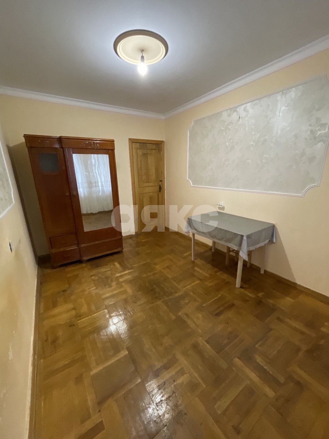 Фото №2: 3-комнатная квартира <span class="whitespace-nowrap">61 м²</span>, <span class="whitespace-nowrap">8/9 эт.</span> - Майкоп, мкр. квартал Черёмушки, ул. Чкалова, 78