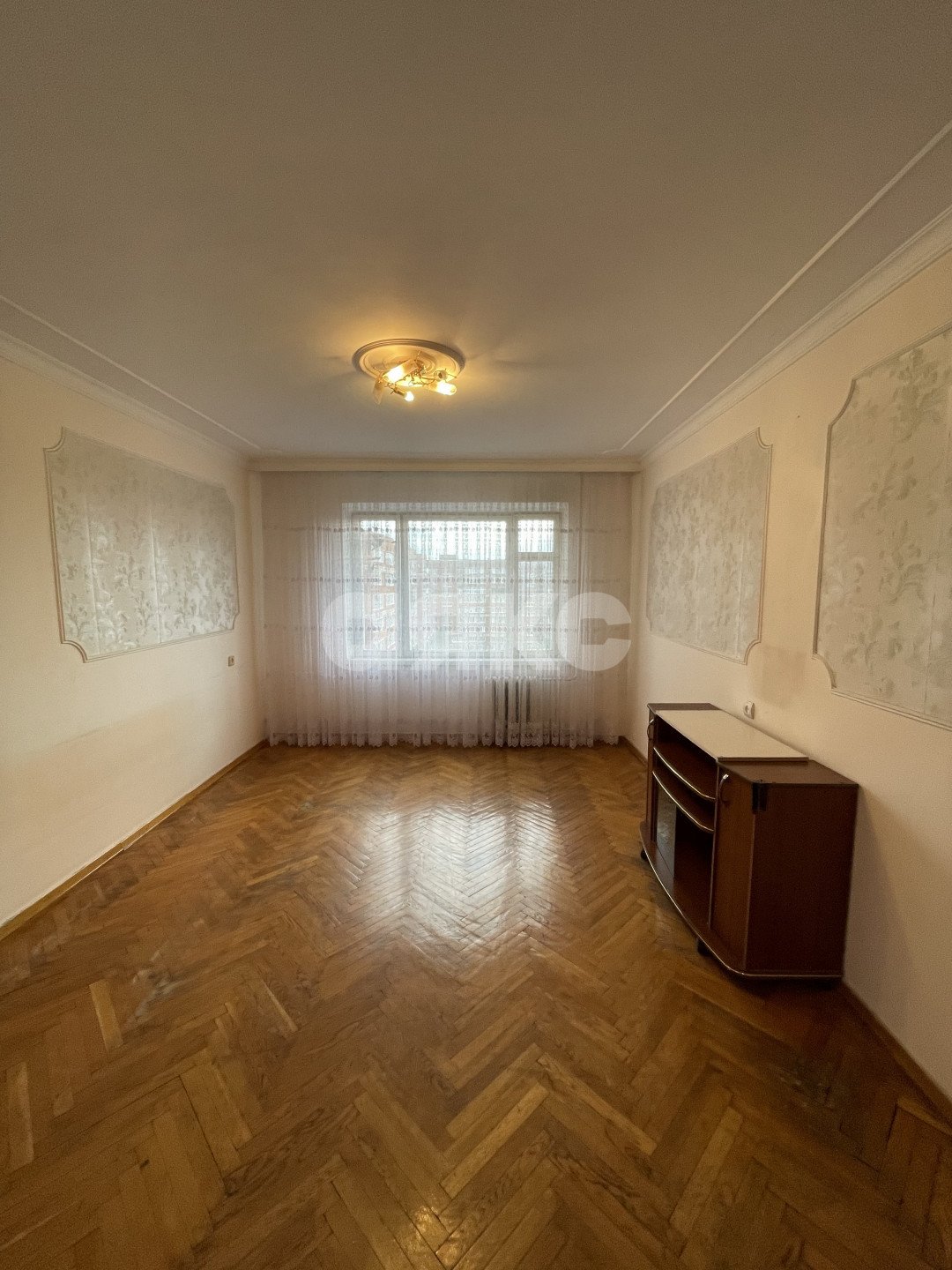 Фото №1: 3-комнатная квартира <span class="whitespace-nowrap">61 м²</span>, <span class="whitespace-nowrap">8/9 эт.</span> - Майкоп, мкр. квартал Черёмушки, ул. Чкалова, 78