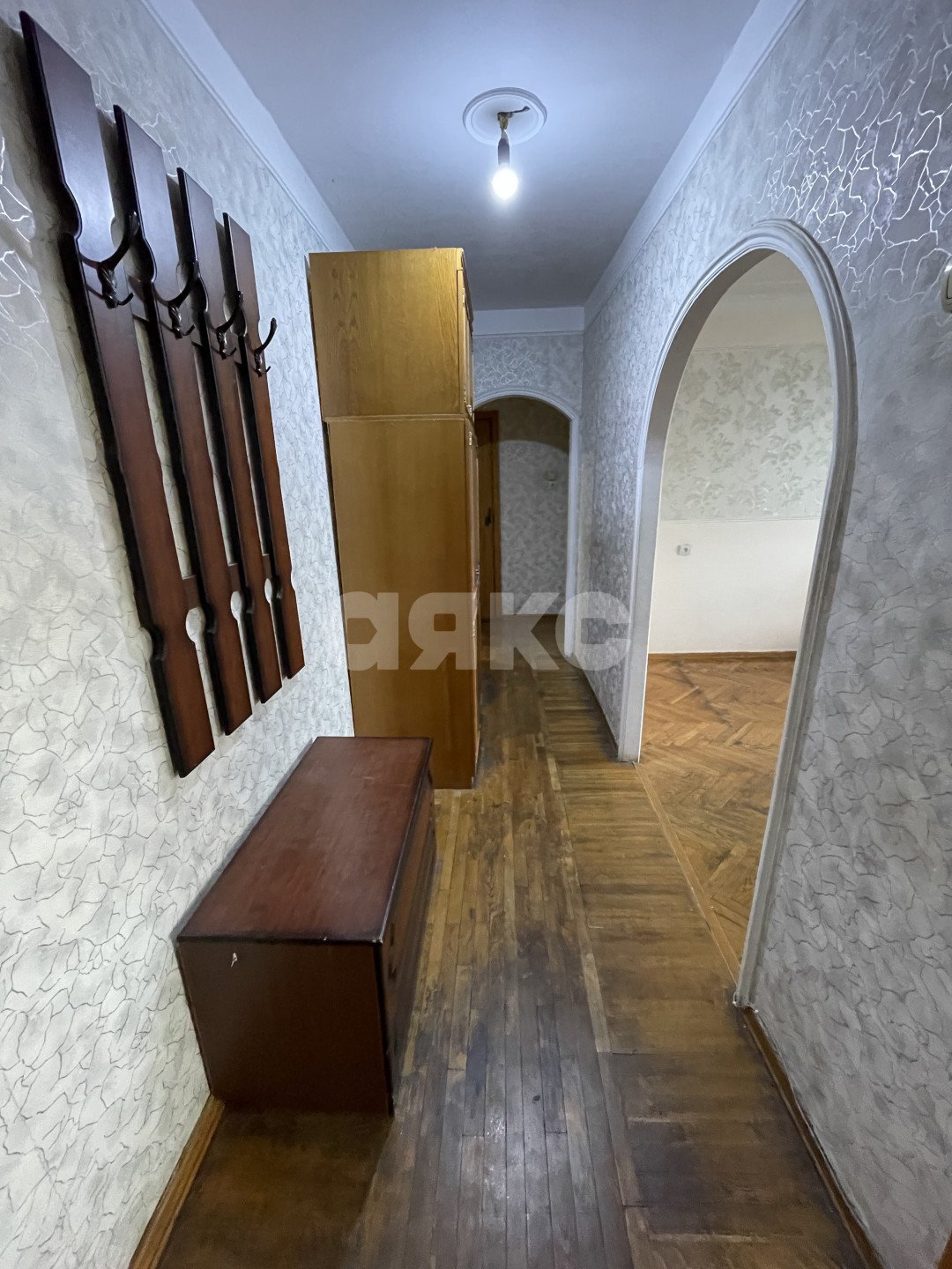 Фото №7: 3-комнатная квартира <span class="whitespace-nowrap">61 м²</span>, <span class="whitespace-nowrap">8/9 эт.</span> - Майкоп, мкр. квартал Черёмушки, ул. Чкалова, 78