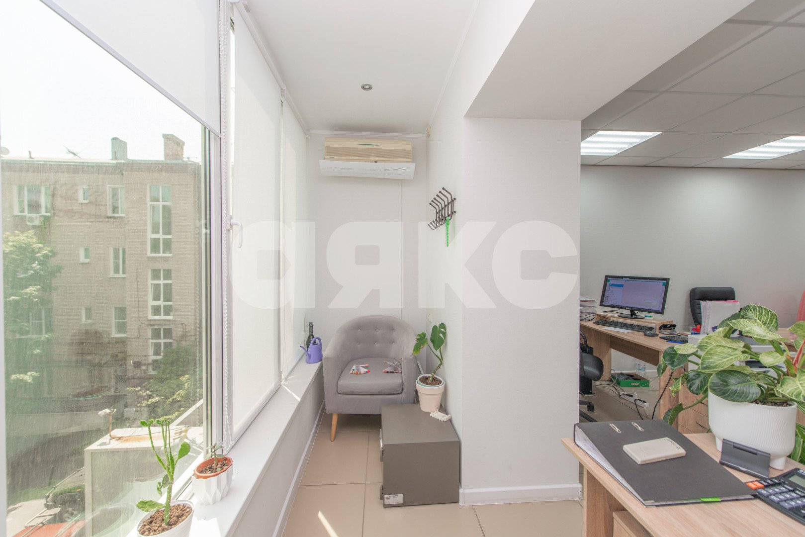 Фото №26: Коммерция 217 м² - Ростов-на-Дону, Ленинский, ул. Максима Горького, 102